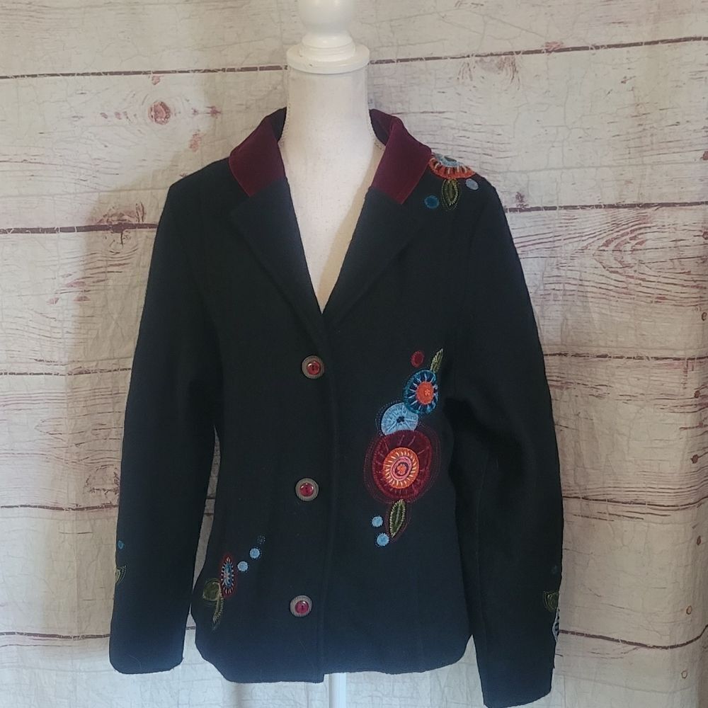 Icelandic Design Embroidered Wool Blazer Size Large